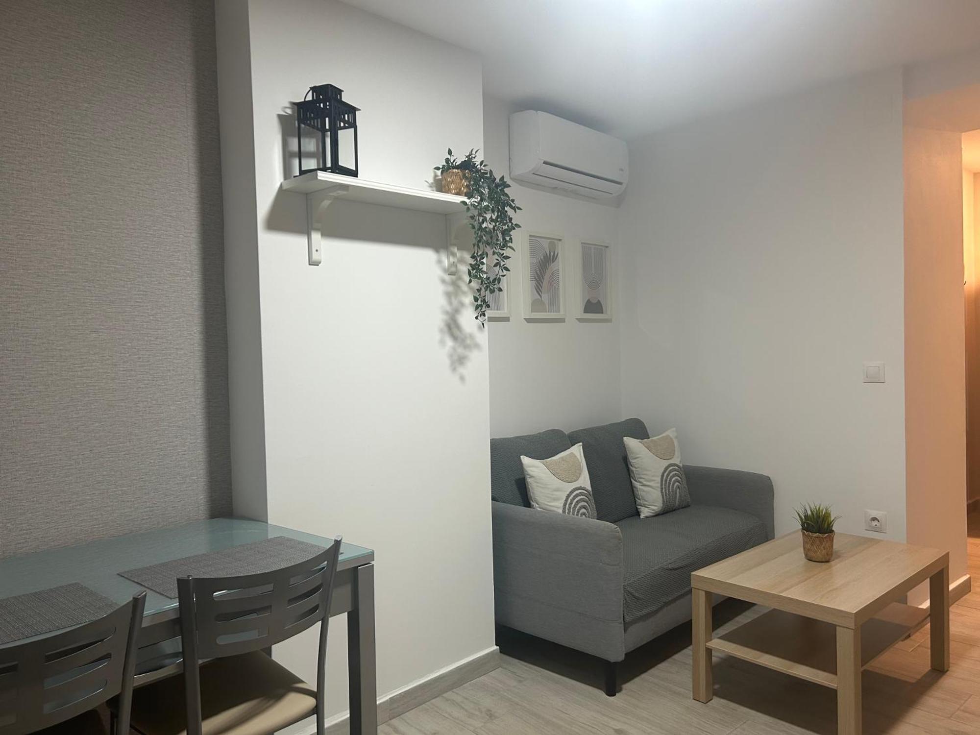 Apartamento Plaza Aurora, Casa en el Centro Histórico Málaga Exterior foto